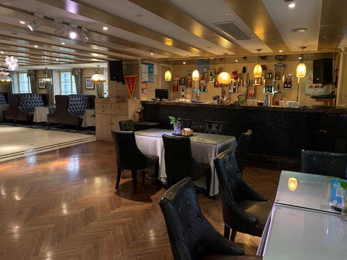 地铁酒店式公寓,可短租,7500包水电,包吃,包床上用品 无中介费